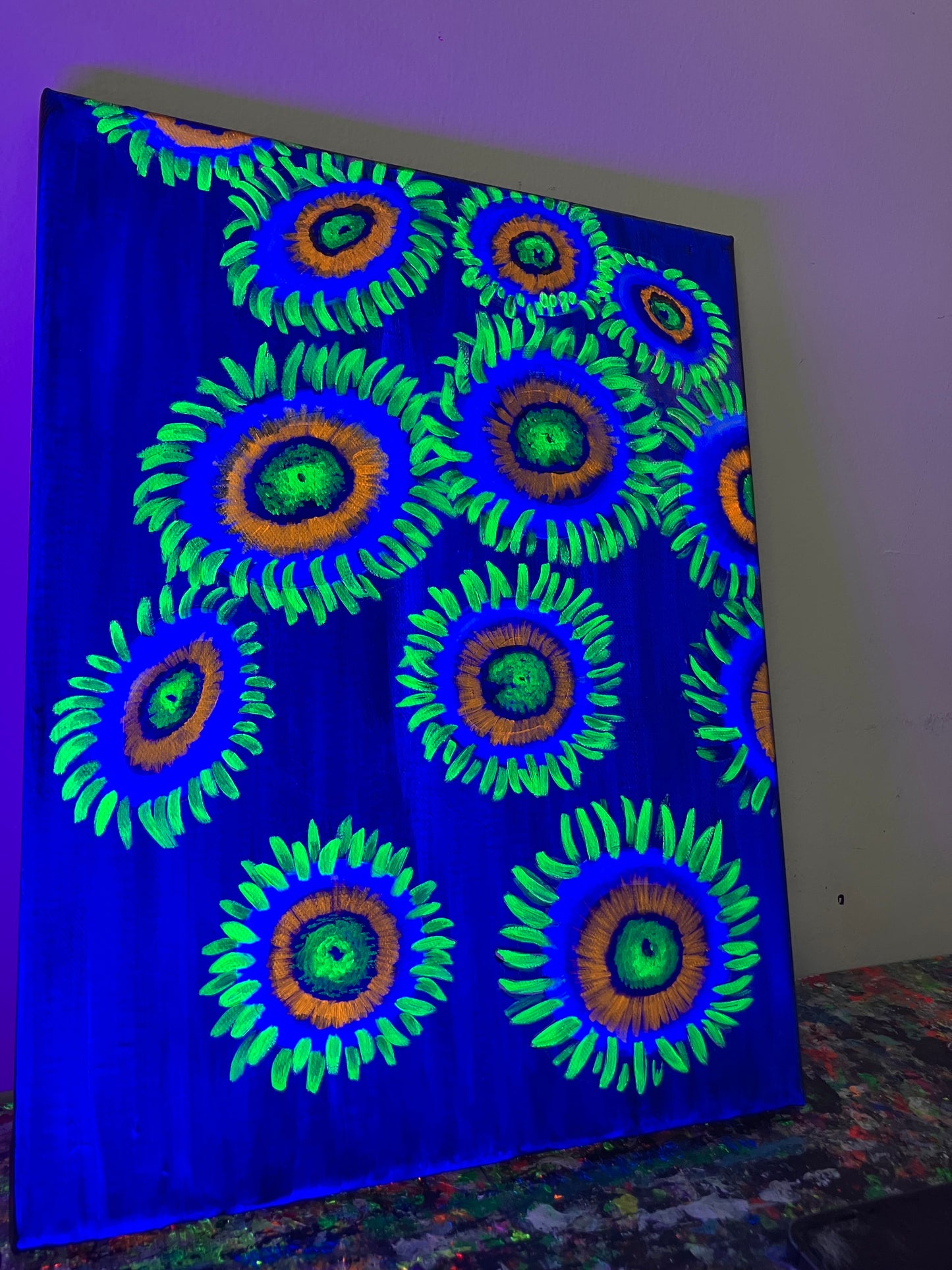 Zoanthid painting far away