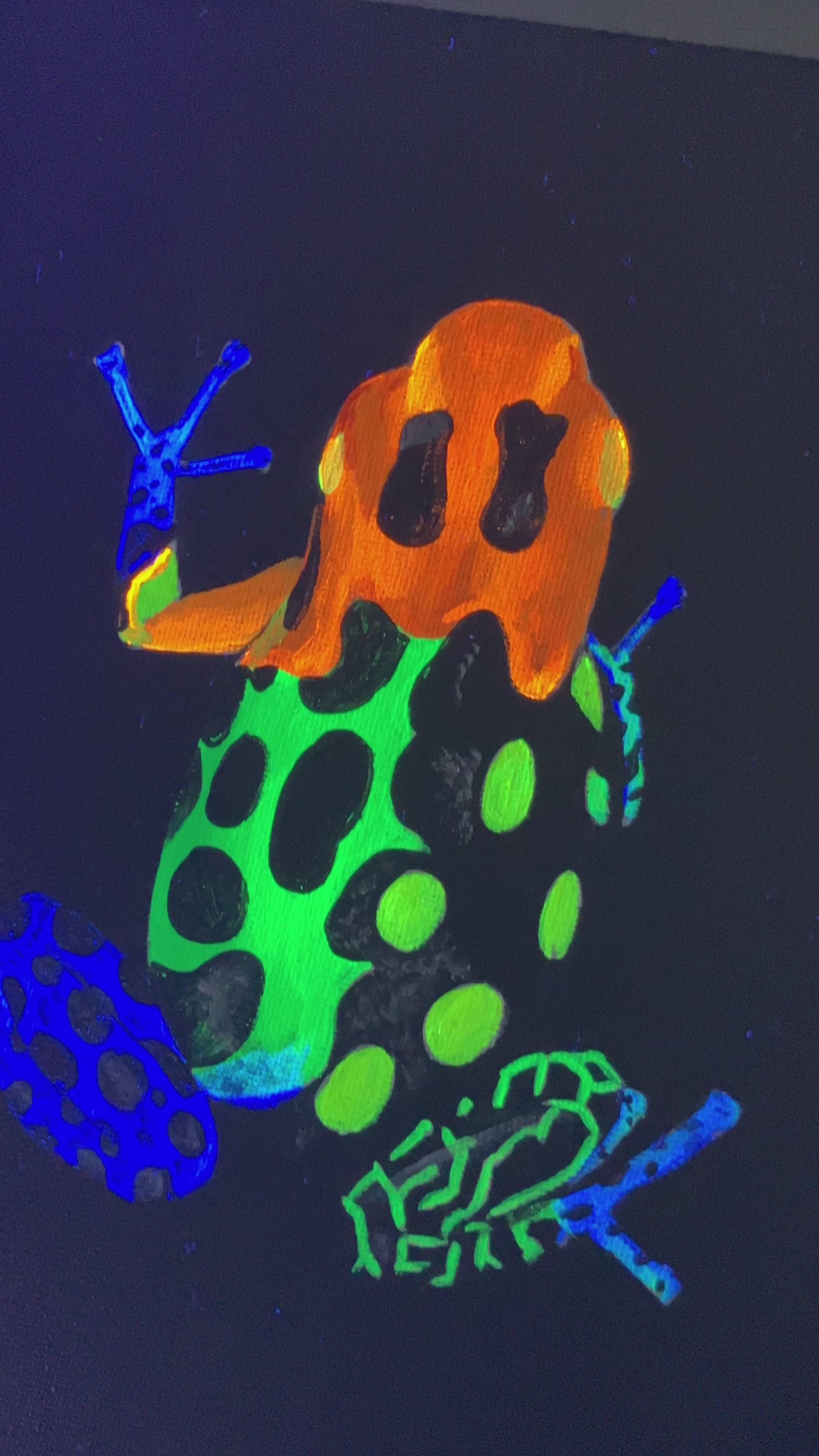 Dart frog painting